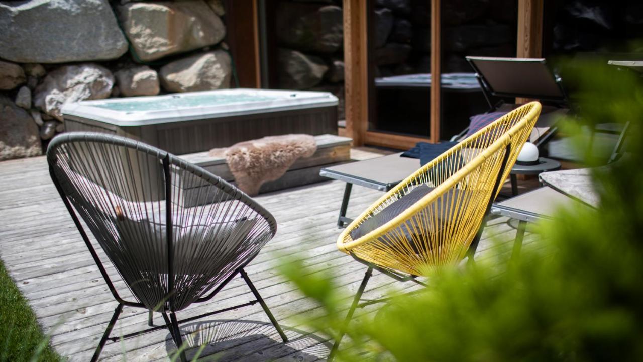 Natura Boutique Chalet Wellness Spa Dobbiaco Exterior photo